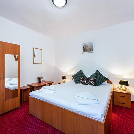 Pensiunea Ursuletul Paddington Predeal Exterior foto